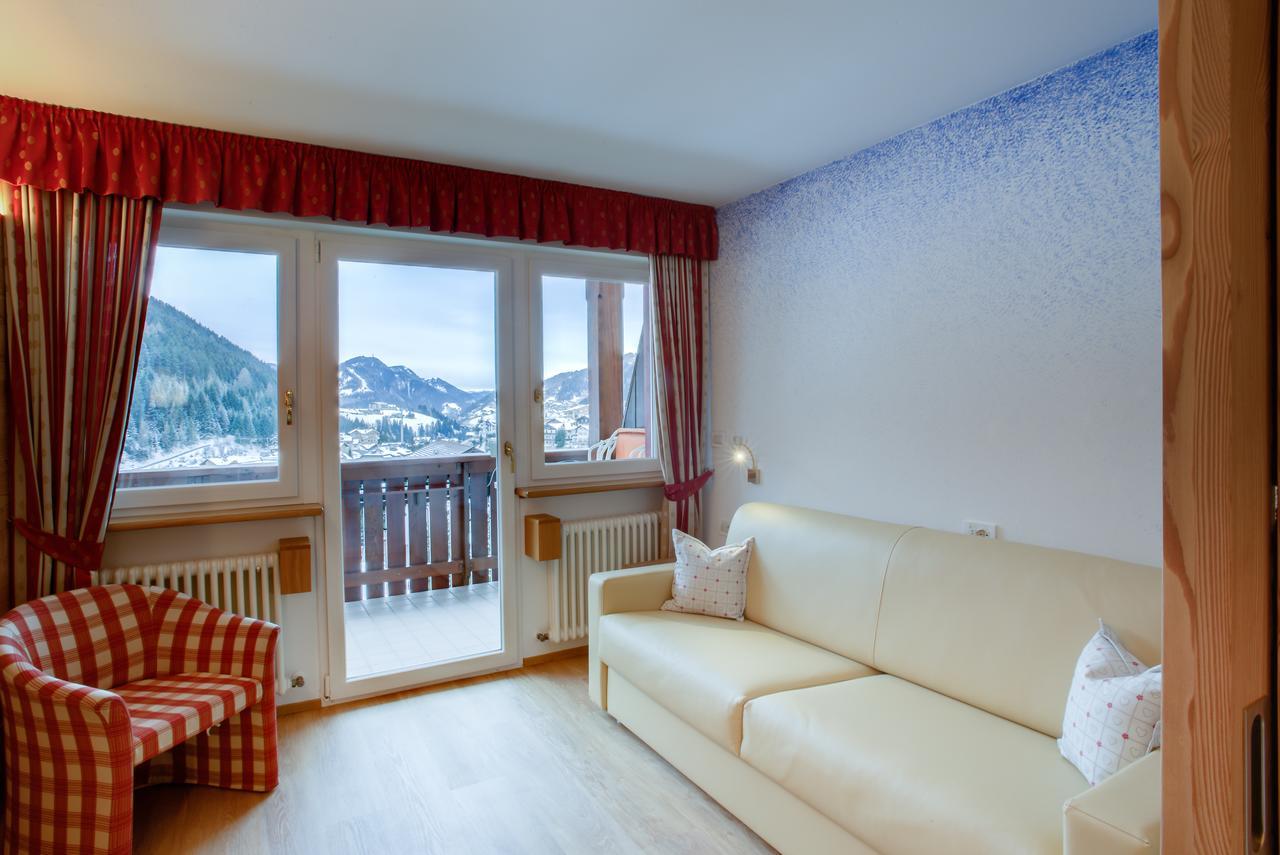 Astor Suites B&B Selva di Val Gardena Exterior photo